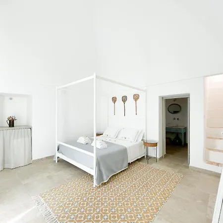 Guest house Trullo San Vincenzo Con Piscina