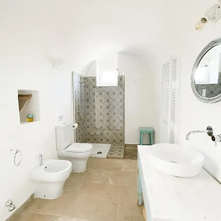 Trullo San Vincenzo Con Piscina Guest house *