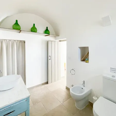 Guest house Trullo San Vincenzo Con Piscina