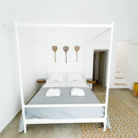 Guest house Trullo San Vincenzo Con Piscina *