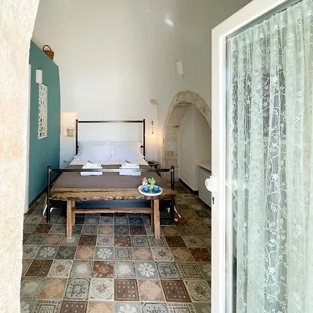 Guest house Trullo San Vincenzo Con Piscina *
